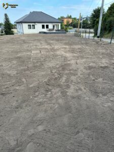 Oczyszczenie terenu, niwelacja, ziemia - Etap 1 - Niegowonice k. Zawiercia góra po niwelacji 2